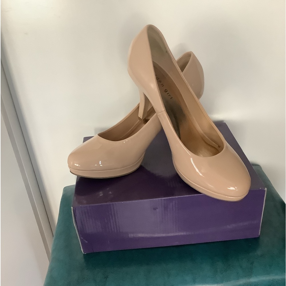 madden girl nude pumps